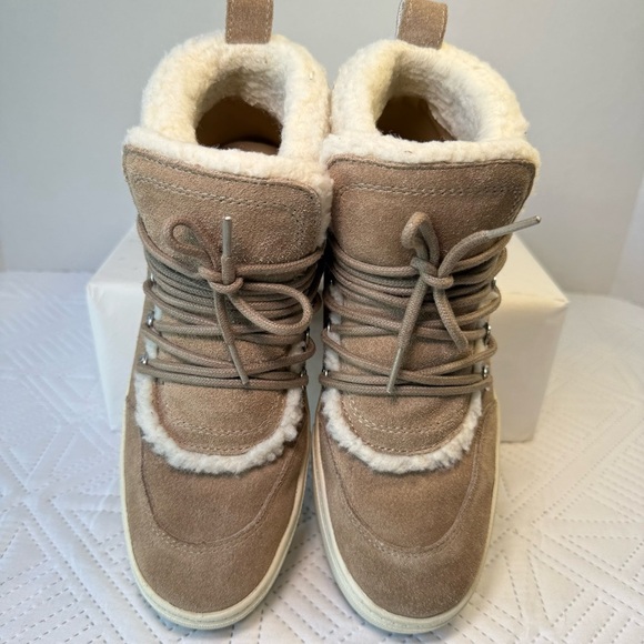 Marc Fisher Misana Sneaker Size 8 - Picture 6 of 10